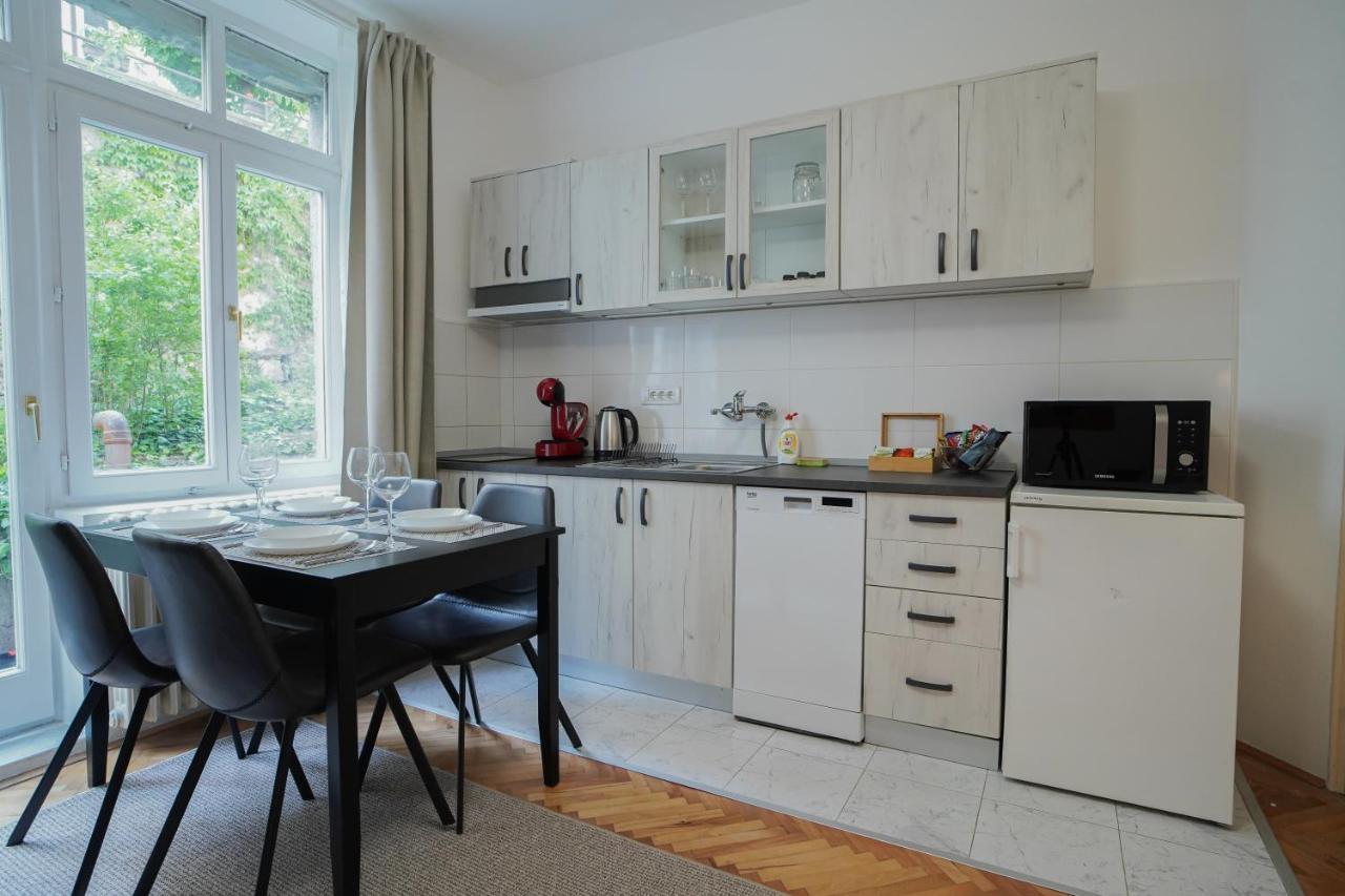 Quiet Luxury Family Apt Belgrade Fortress Center Экстерьер фото
